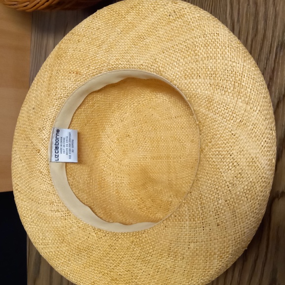 Beautiful Liz Clairborne Straw Hat - Picture 6 of 7